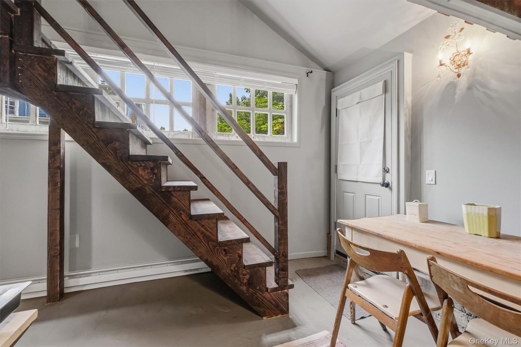 108 Hooker Avenue - Photo 31