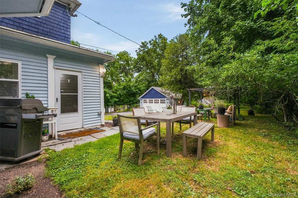 108 Hooker Avenue - Photo 41