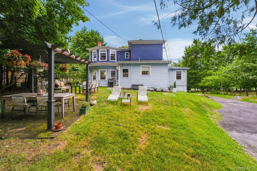 108 Hooker Avenue - Photo 37