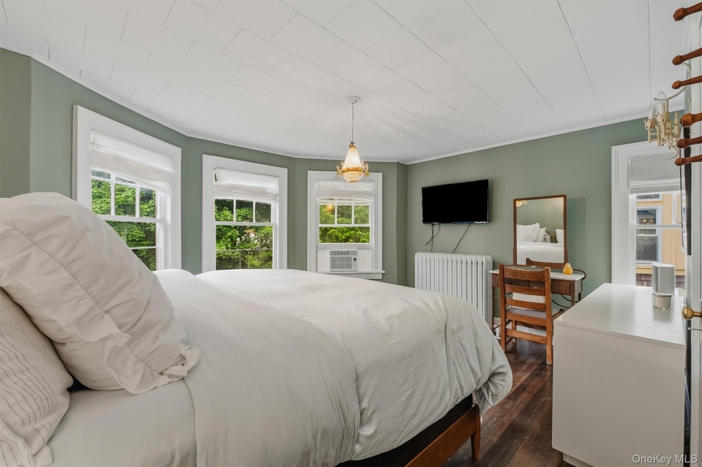 108 Hooker Avenue - Photo 25