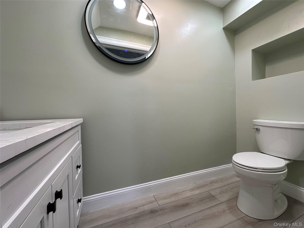 319 N Fulton Avenue - Photo 3
