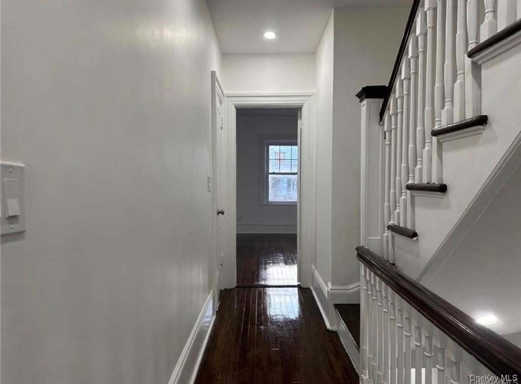 319 N Fulton Avenue - Photo 8