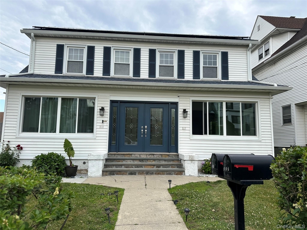 319 N Fulton Avenue - Photo 0
