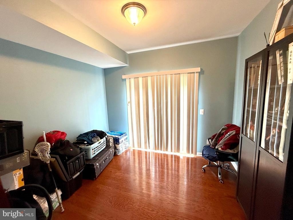 203 Spotswood Street - Photo 4