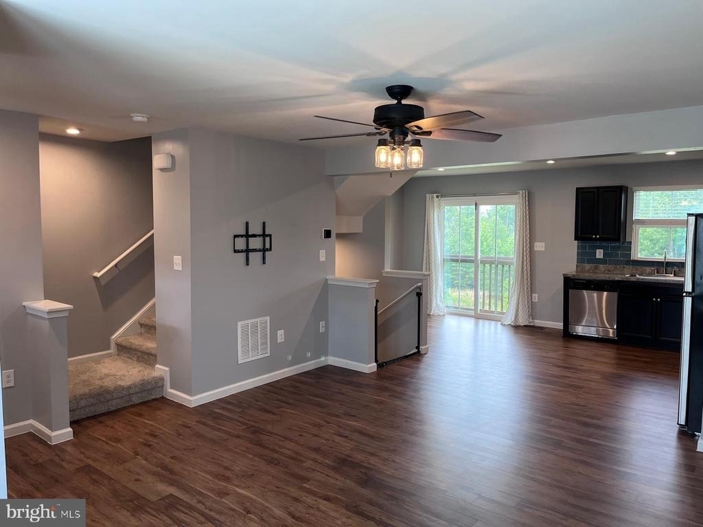35202 Sara Court - Photo 10