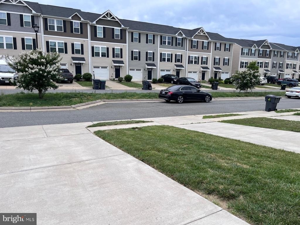 35202 Sara Court - Photo 36