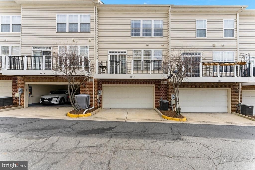 8032 Reserve Way - Photo 21