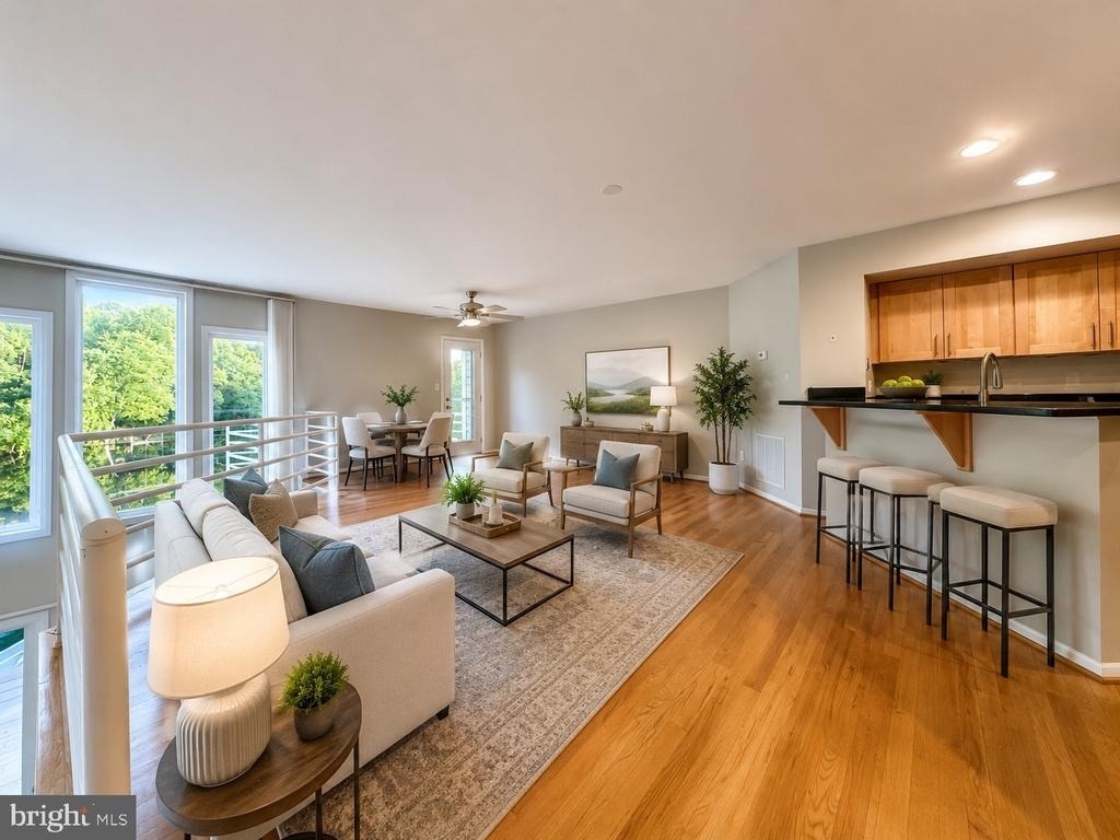 1975 Lakeport Way - Photo 3