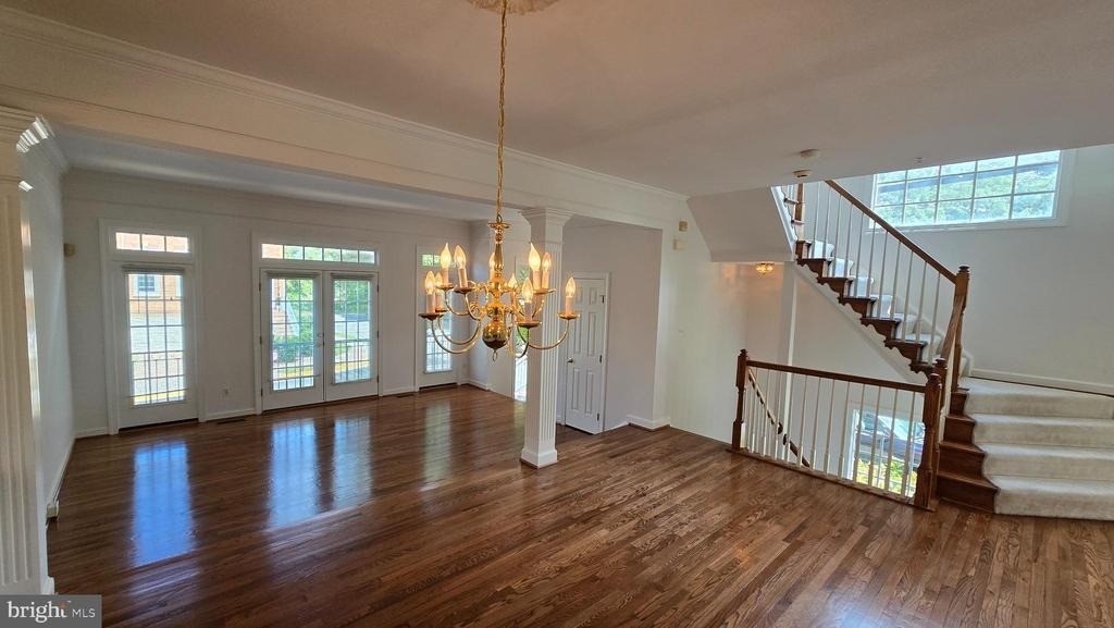 8021 Kidwell Town Court - Photo 5
