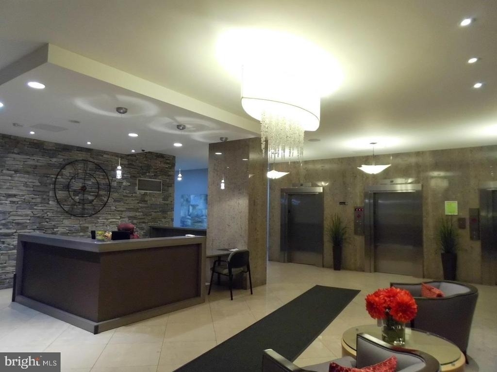 1011 Arlington Boulevard - Photo 4