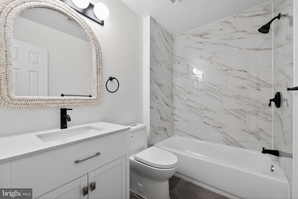 2710 S Fairhill Street - Photo 26