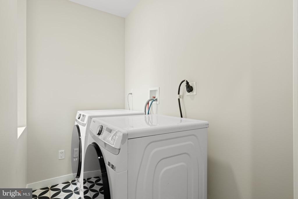 648 N 36th Street - Photo 19