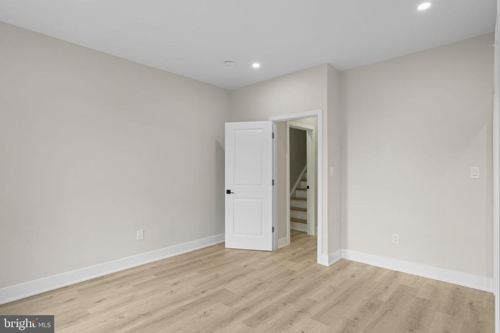648 N 36th Street - Photo 24