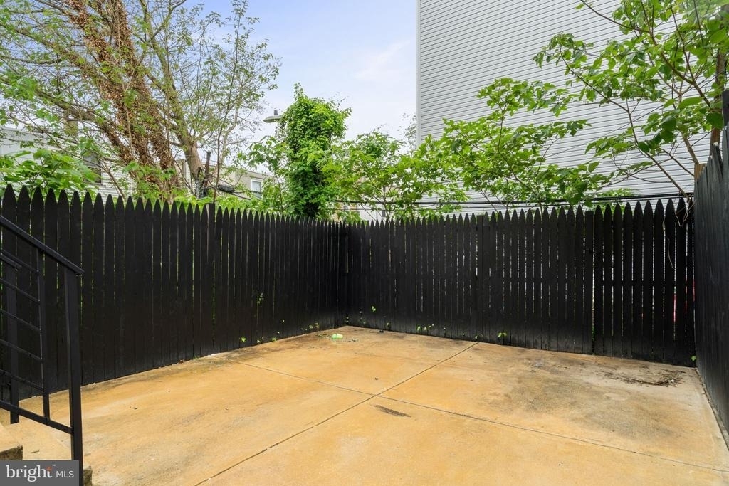 648 N 36th Street - Photo 38
