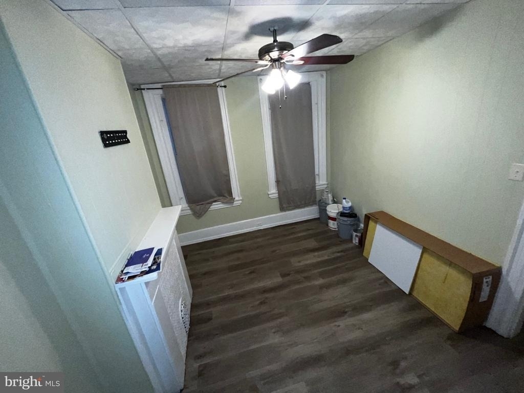 2445 N Bancroft Street - Photo 3
