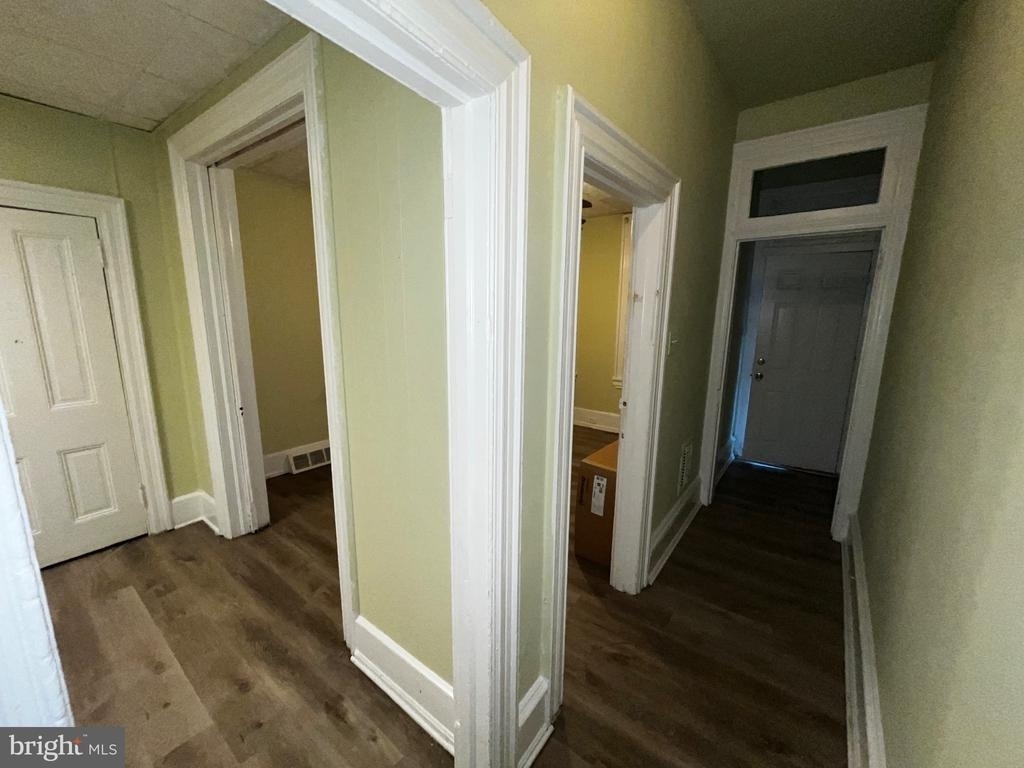 2445 N Bancroft Street - Photo 1
