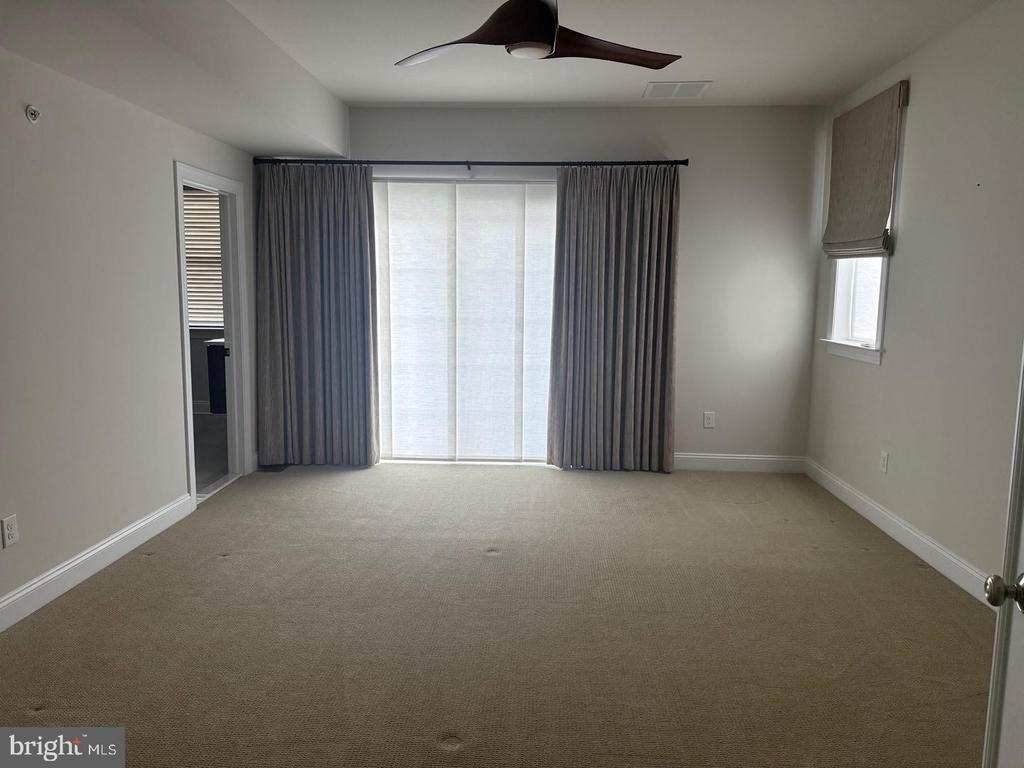 201 Charles Ellis Drive - Photo 7