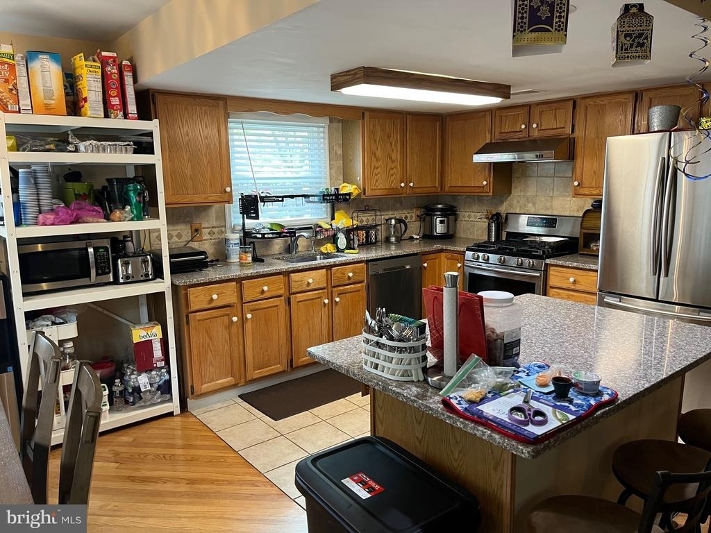 93 Beacon - Photo 5