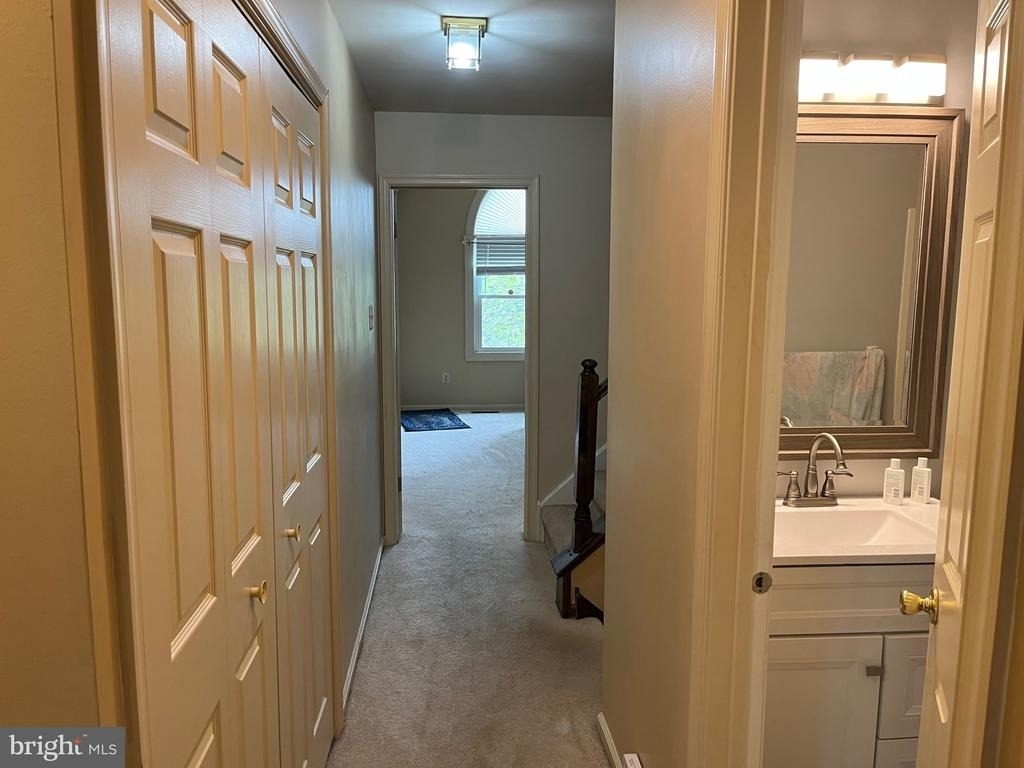 93 Beacon - Photo 7