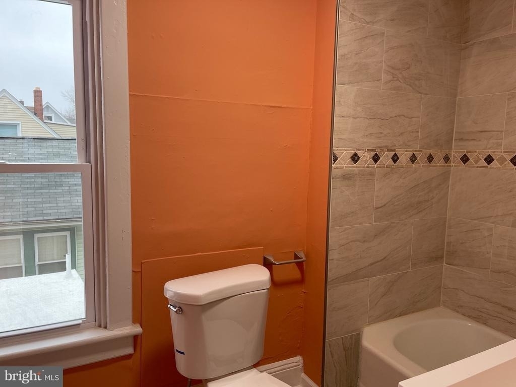 436-438 Schiller Avenue - Photo 7