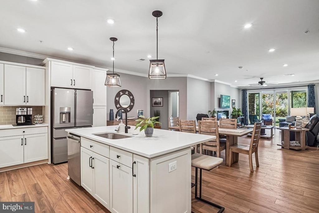 3000 Herons Nest Way - Photo 0