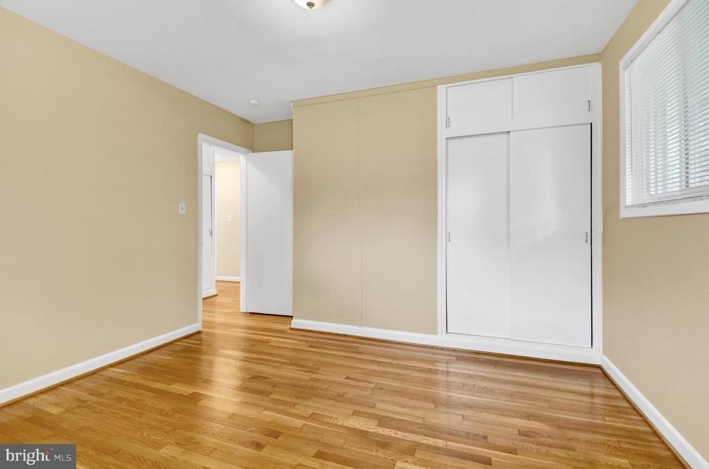 10228 Farnham Drive - Photo 20