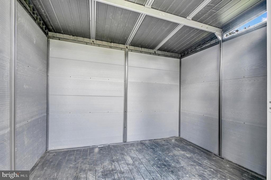 10228 Farnham Drive - Photo 34