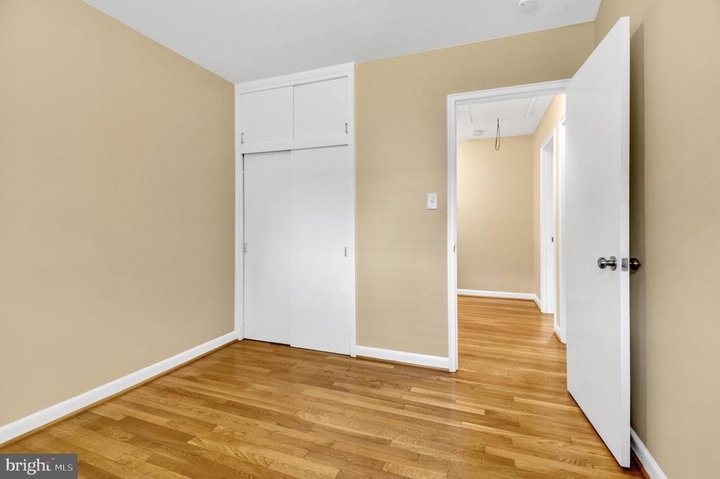 10228 Farnham Drive - Photo 22