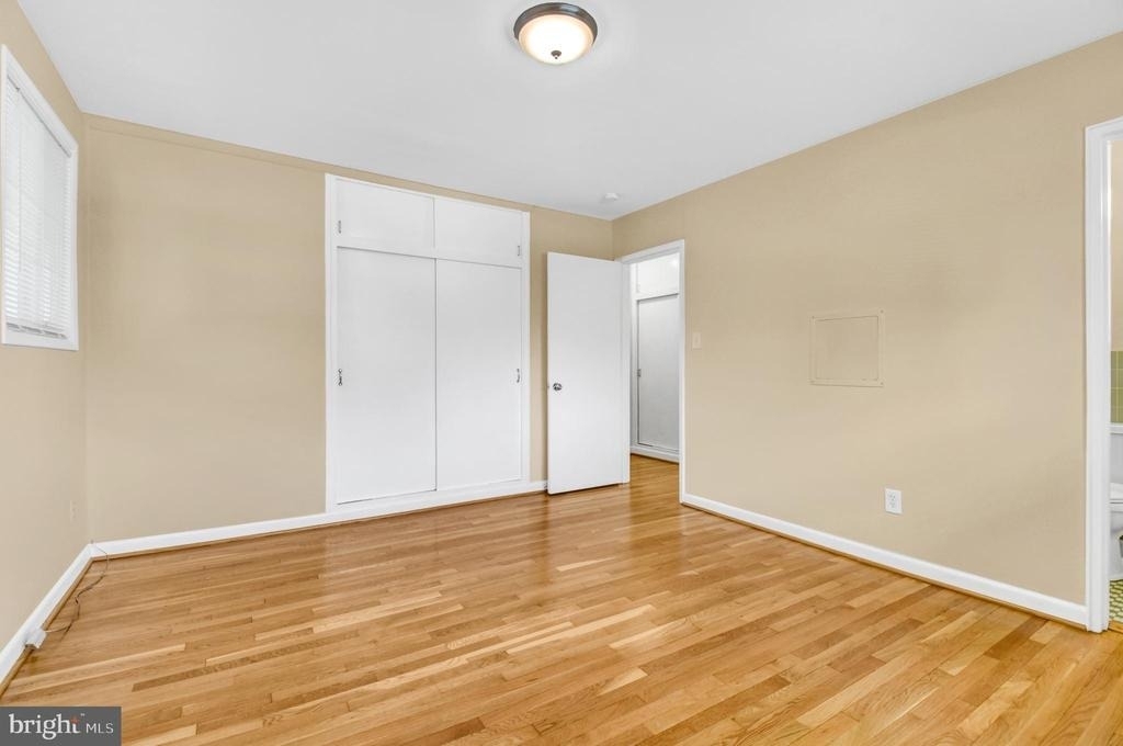 10228 Farnham Drive - Photo 17