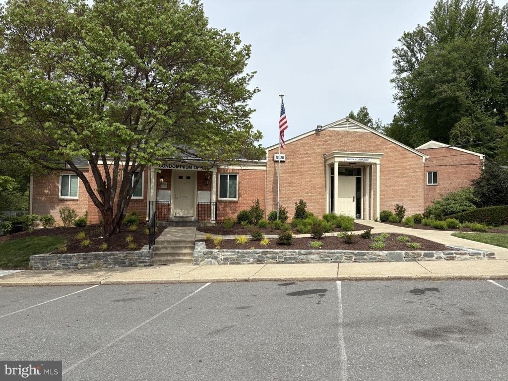 10403 Montrose Avenue - Photo 22