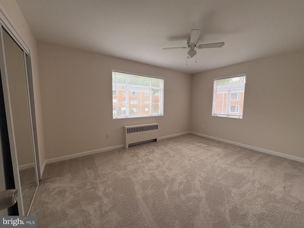 10403 Montrose Avenue - Photo 10