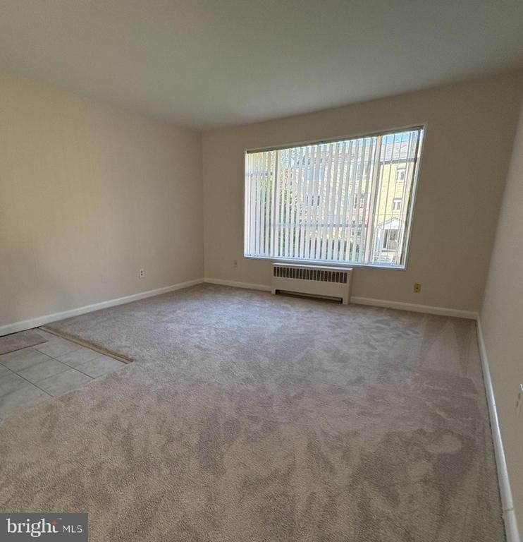 10403 Montrose Avenue - Photo 4
