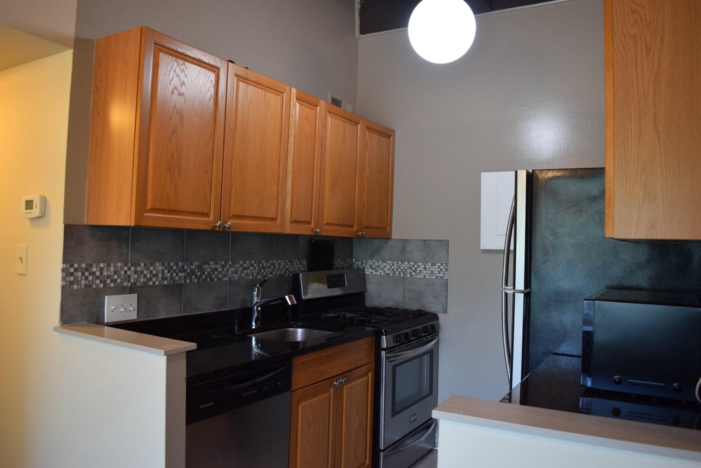 3419 University Boulevard W - Photo 5