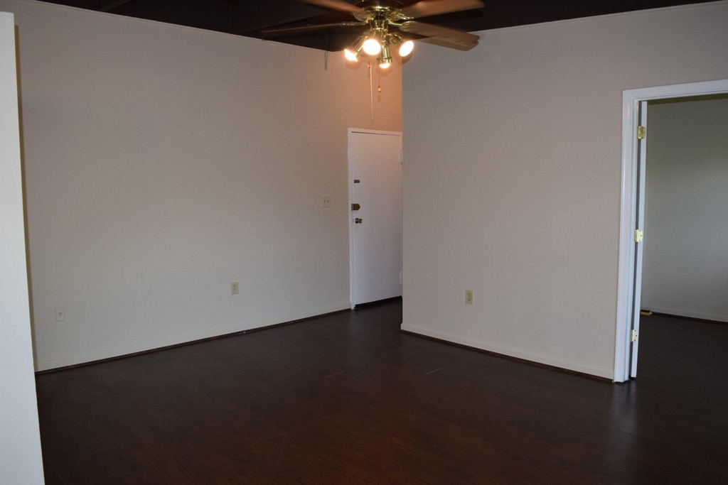 3419 University Boulevard W - Photo 2
