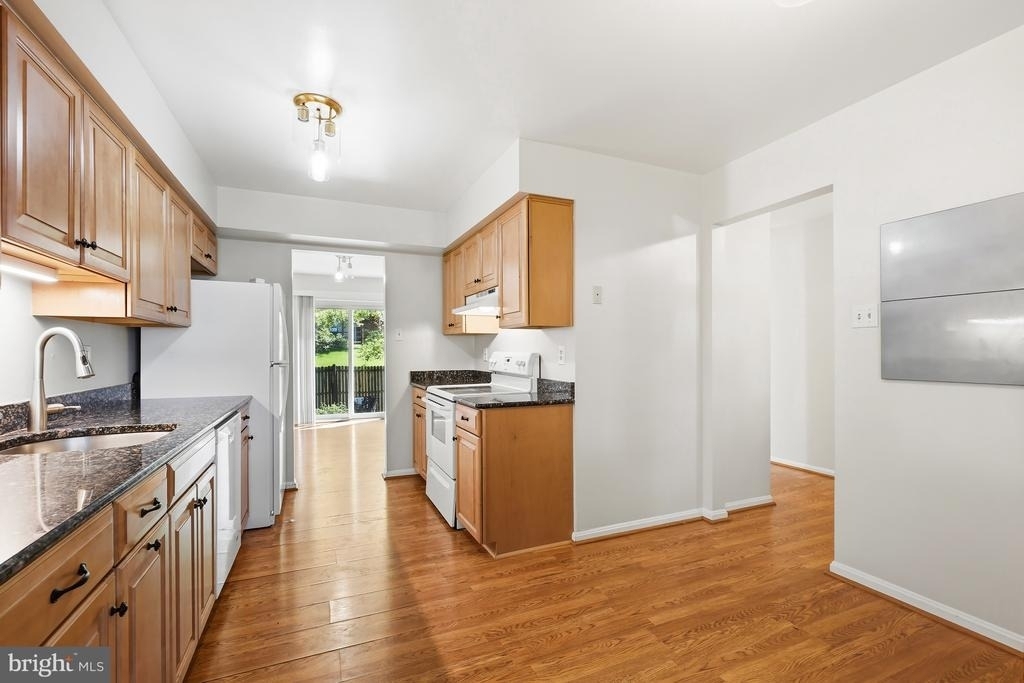 4515 Boastfield Lane - Photo 6