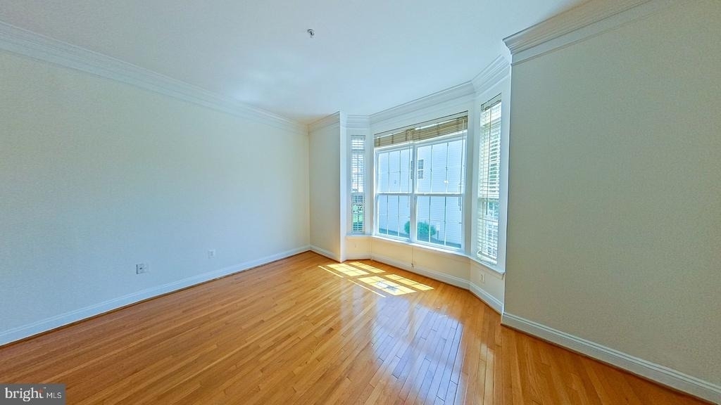 3905 Chelsea Park Lane - Photo 3