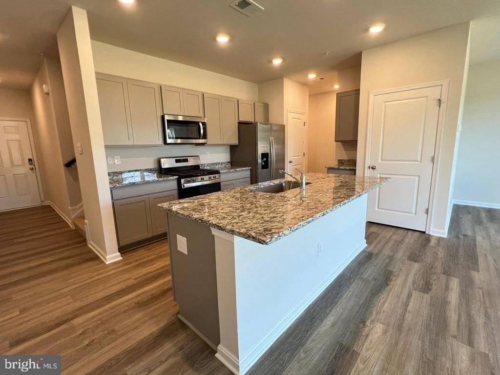 735 Pickerel Place - Photo 16