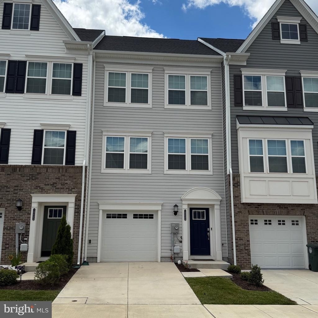 1235 Greylock Lane - Photo 1