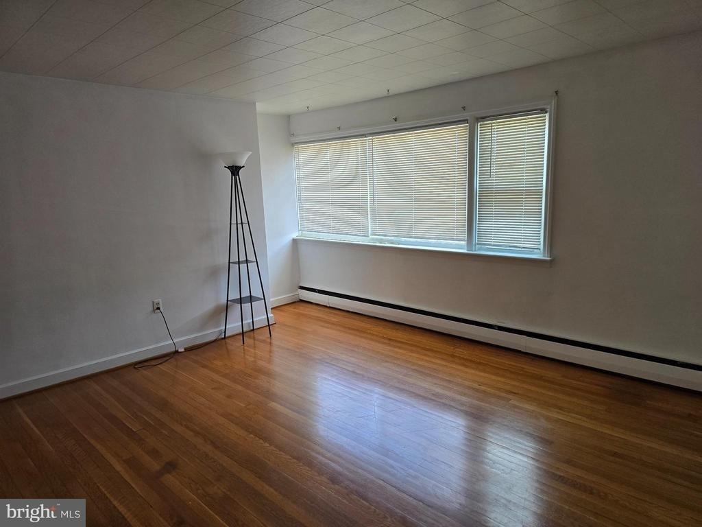 618 Biggs Avenue - Photo 3