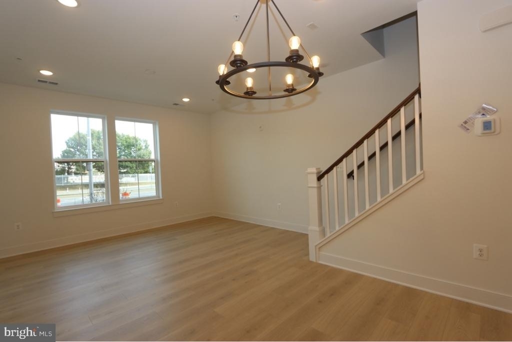 117 E Cromwell Street - Photo 20