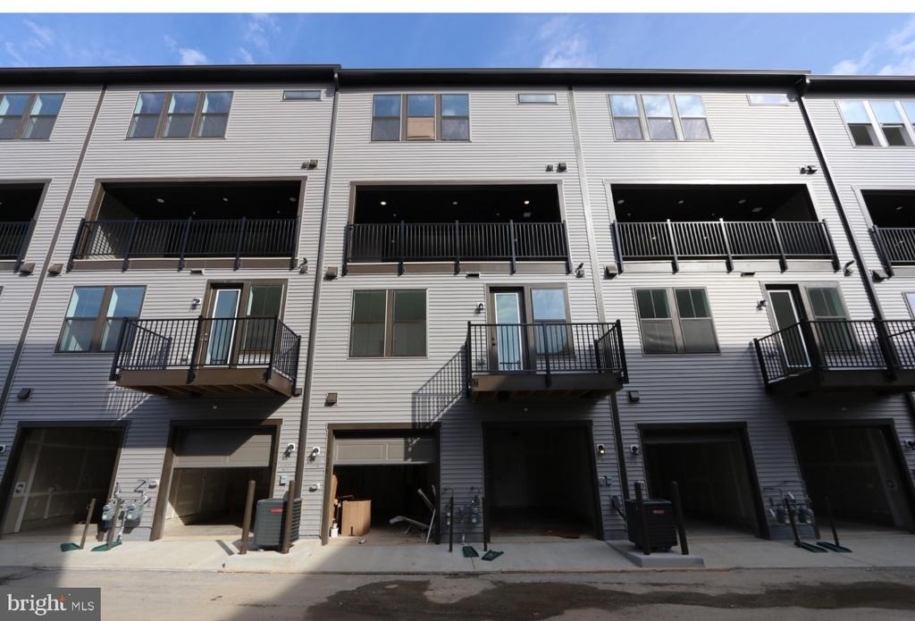 117 E Cromwell Street - Photo 9