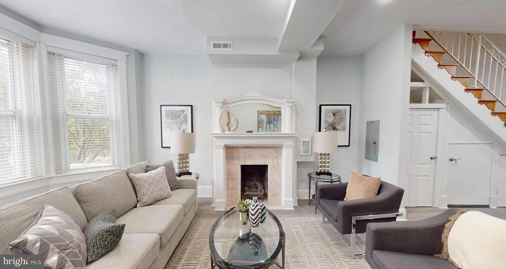 1228 Fairmont Street Nw - Photo 3