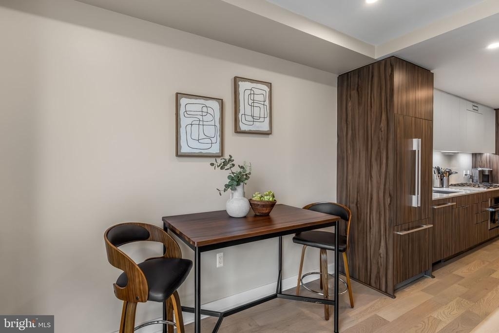 37 L Street Se - Photo 17