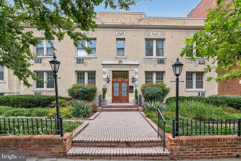 3026 Wisconsin Avenue Nw - Photo 1