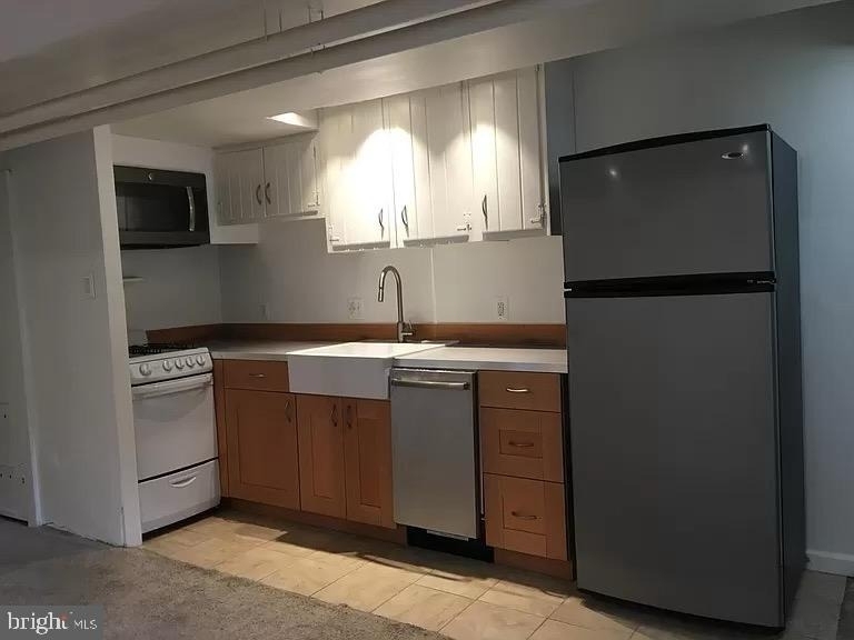 1650 33rd Street Nw - Photo 1