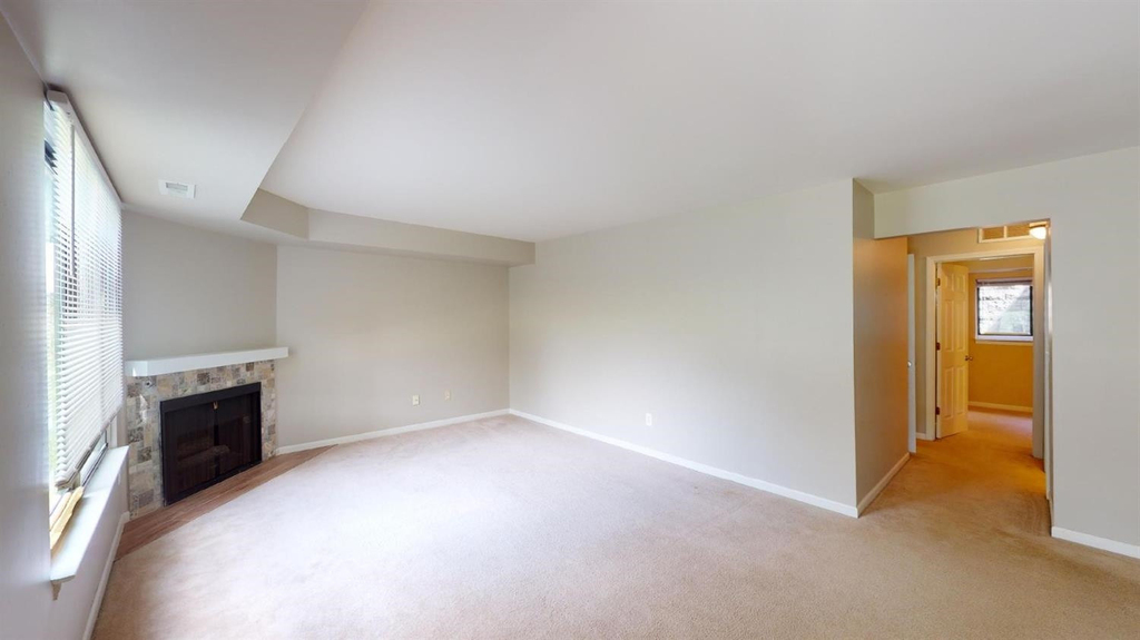 275 Briarcrest Drive - Photo 5