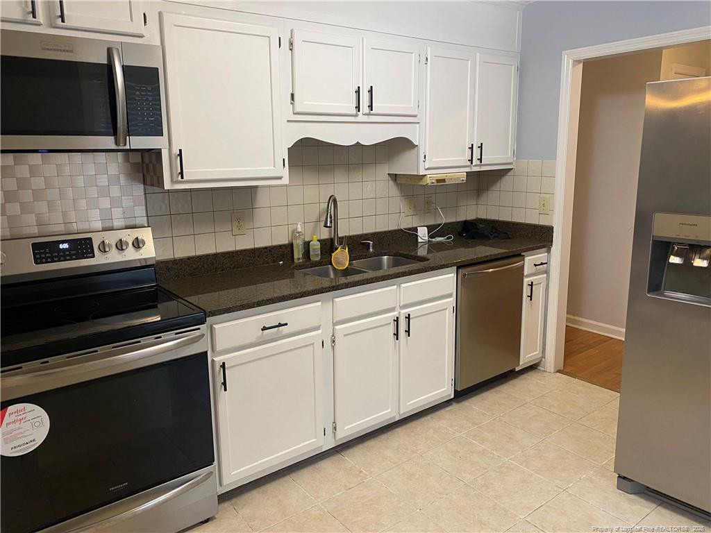 1728 Empress Lane - Photo 1