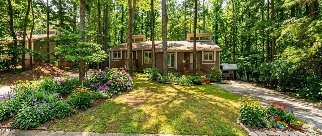 5513 Kaplan Drive - Photo 0