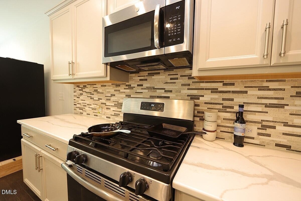 159 Manordale Drive - Photo 10
