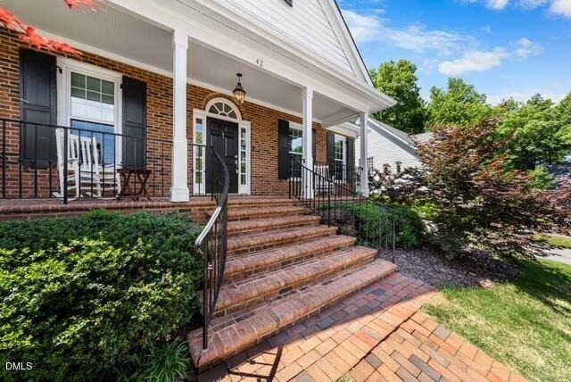 42-a Cheswick Place - Photo 1
